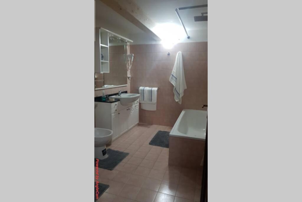 Appartamento "Chanoux 74" ชาตีญอน ภายนอก รูปภาพ
