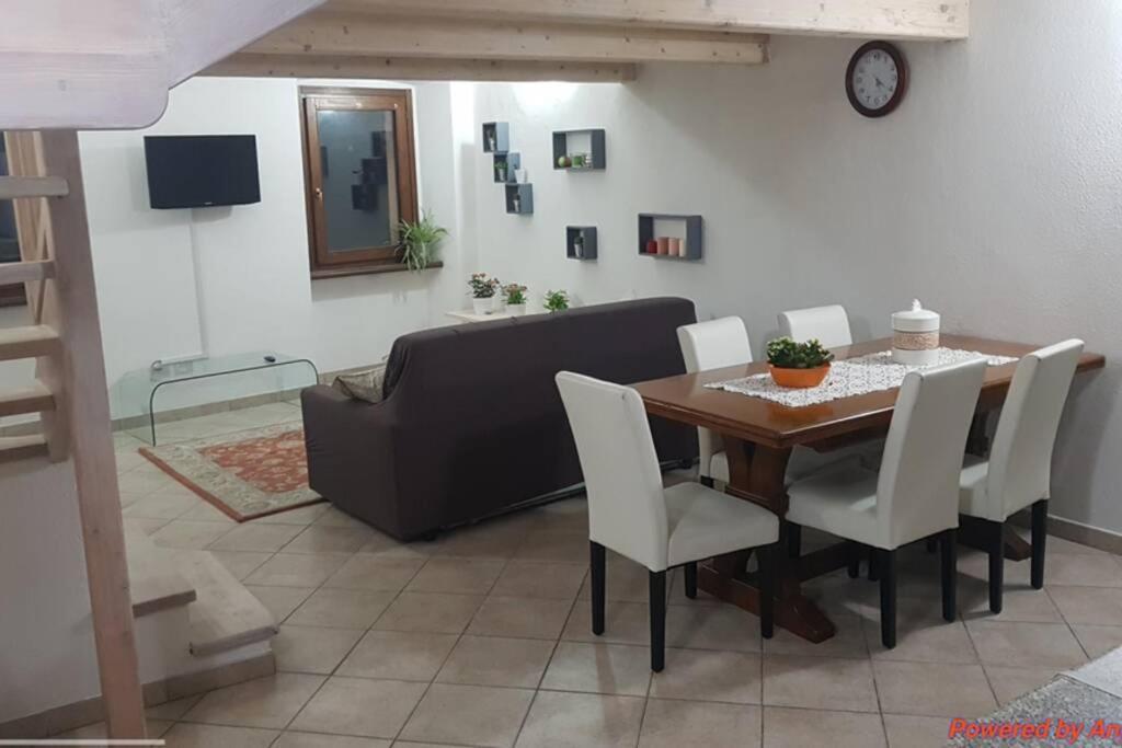 Appartamento "Chanoux 74" ชาตีญอน ภายนอก รูปภาพ
